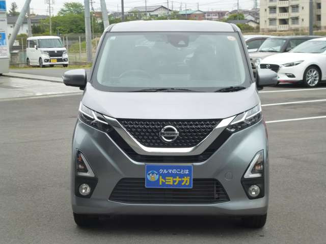 ご検討ありがとうございます。車は高い買い物です。選ぶには生きた情報が大切です。車両状態、お見積りなどお気軽にお問合せ下さい。買う・買わないは問いません。気軽にご相談を!