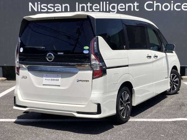 セレナ1.2 e-POWER ハイウェイスターV