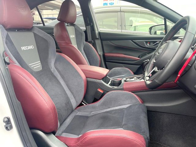 �yRECARO���o�P�b�g�V�[�g�z�l�ԍH�w�Ɋ�Â����ʈ����z�ɂ���č��ւ̕��S�Ⓑ���ԉ^�]���̔�J�������y������ڂŃ��J���Ƃ킩��X�|�[�e�B�ȃ��b�N�X�������ł��B