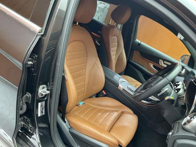 GLCクーペ220d 4マチック スポーツ 本革仕様 4WD