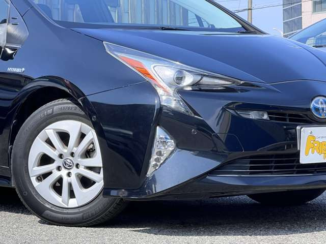 メンテナンスパックを同時加入していただくと、お得にオイル交換♪ お得に点検♪お得に車検♪まで整備工場、板金工場完備のフレンズに安心してお任せください!!