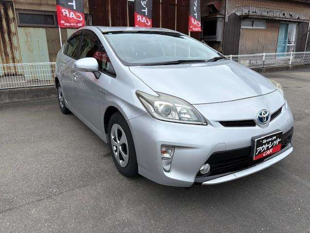 プリウス1.8 S