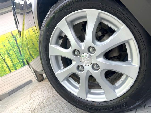 �y�����A���~�z�C�[���z�O�ςɃ}�b�`���������A���~�z�C�[���𑕒����Ă���܂��B�e��ЊO�A���~�z�C�[����A�X�^�b�h���X�^�C�����戵�����Ă���܂��B���񂲑��k����������