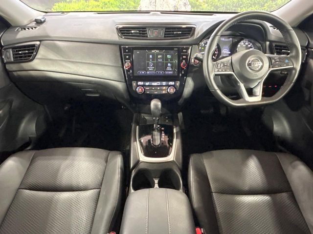 エクストレイル2.0 20Xi