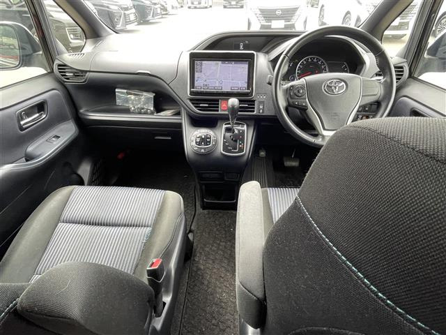 ヴォクシー2.0 ZS 煌