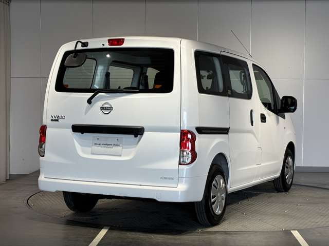 NV200バネットバン1.6 VX