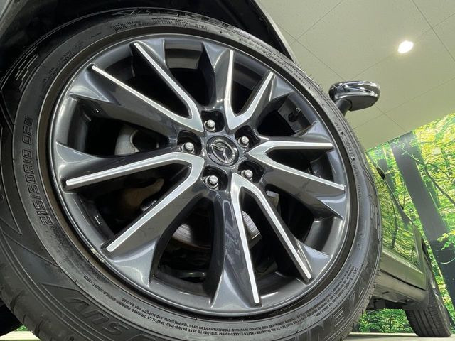 �y����18�C���`�A���~�z�C�[���z�O�ςɃ}�b�`���������A���~�z�C�[���𑕒����Ă���܂��B�e��ЊO�A���~�z�C�[����A�X�^�b�h���X�^�C�����戵�����Ă���܂��B���񂲑��k����������