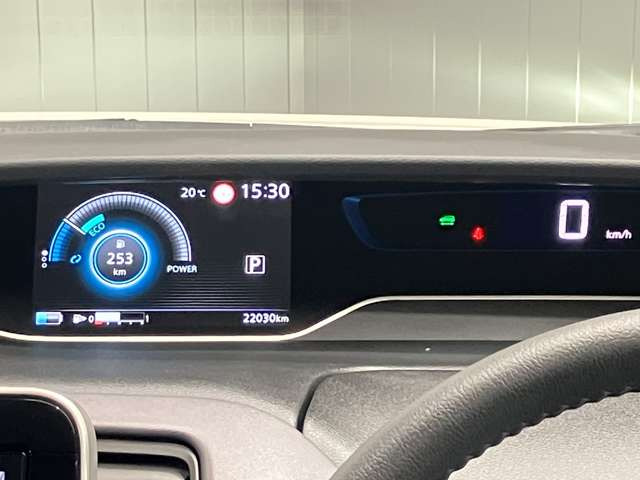 セレナ1.2 e-POWER ハイウェイスターV