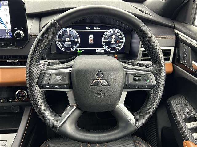 アウトランダーPHEV 2.4 P 4WD