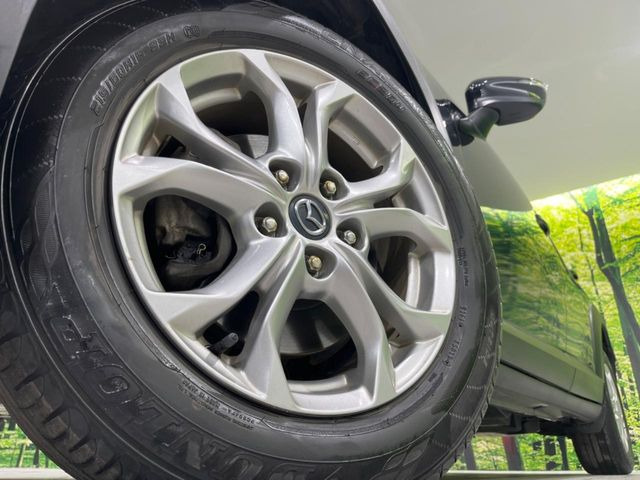 �y����16�C���`�A���~�z�C�[���z�O�ςɃ}�b�`���������A���~�z�C�[���𑕒����Ă���܂��B�e��ЊO�A���~�z�C�[����A�X�^�b�h���X�^�C�����戵�����Ă���܂��B���񂲑��k����������