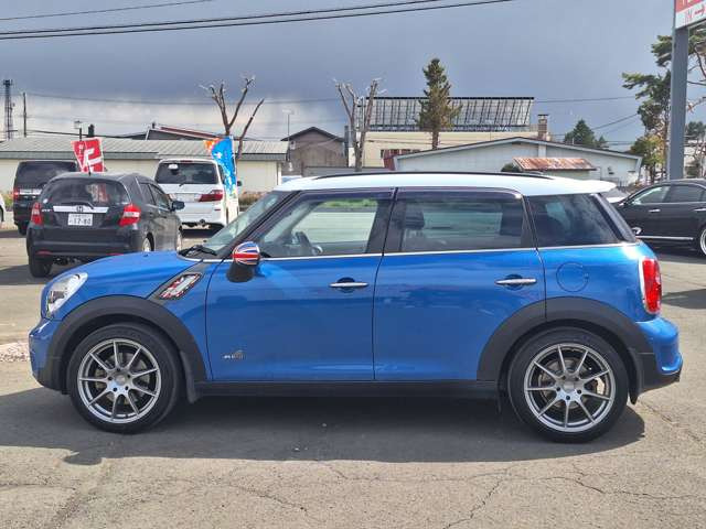 ミニクロスオーバークーパー S オール4 4WD
