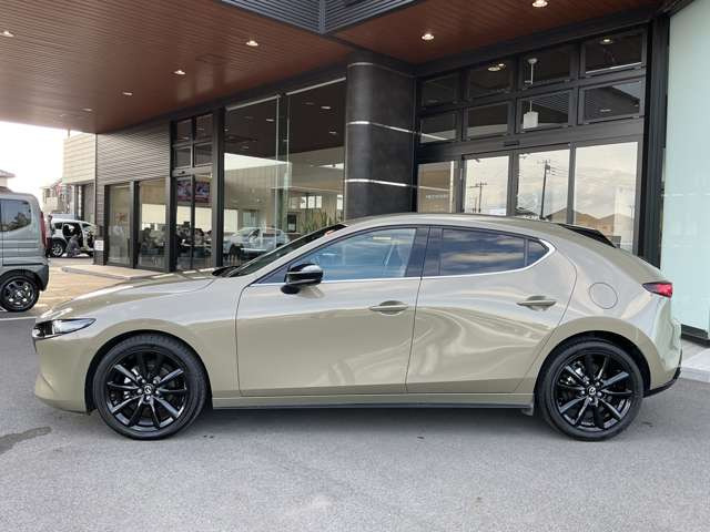 MAZDA3ファストバック1.5 15S レトロスポーツエディション