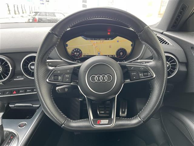 TTクーペ2.0 TFSI Sラインパッケージ