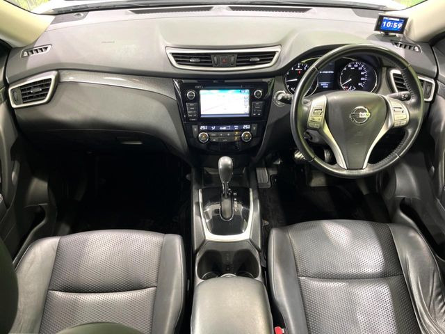 エクストレイル2.0 20X エマージェンシーブレーキパッケージ