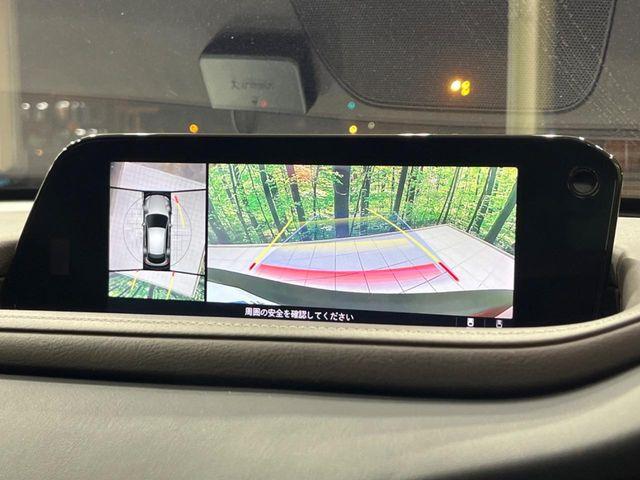 �y360&deg;�r���[���j�^�[�z��p�̃J�����ɂ��A�ォ�猩���낵���悤�Ȏ��_��360�x�N���}�̎��͂��m�F���邱�Ƃ��ł��܂������p�������m�F���₷���A�����ꏊ�ł̐؂�Ԃ��⒓�Ԃ��X���[�Y�ɍs���܂��B