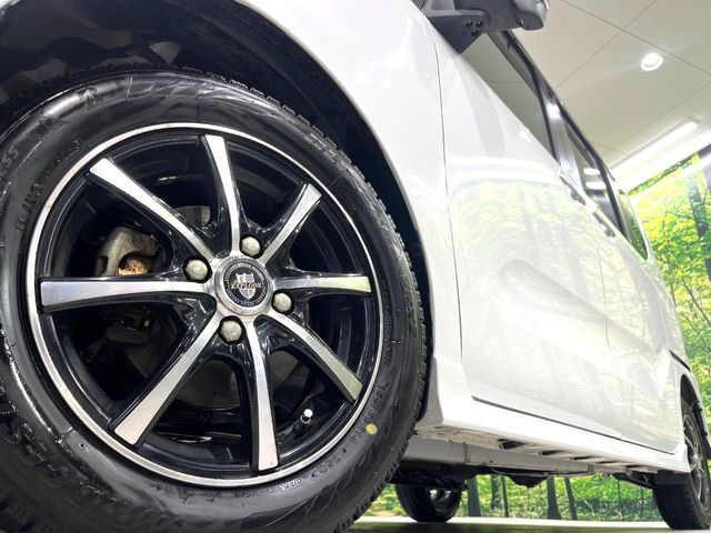�y14�C���`�A���~�z�C�[���z�O�ςɃ}�b�`�����A���~�z�C�[���𑕒����Ă���܂��B�e��A���~�z�C�[����A�X�^�b�h���X�^�C�����戵�����Ă���܂��B���񂲑��k����������