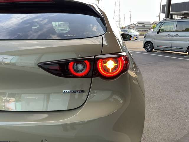 MAZDA3ファストバック1.5 15S レトロスポーツエディション