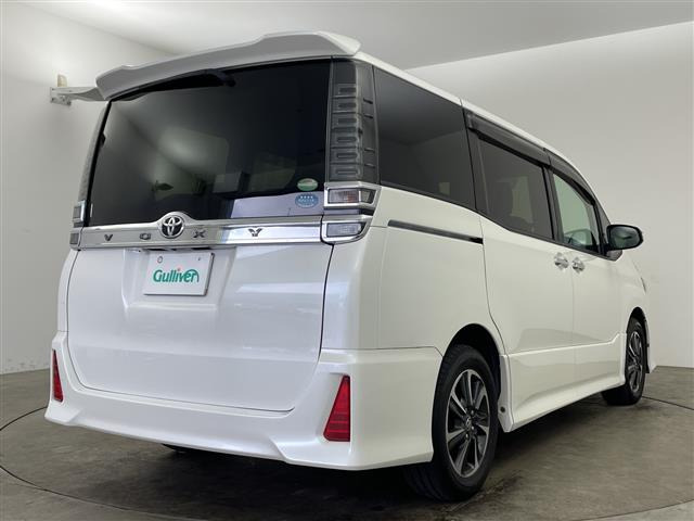 ヴォクシー2.0 ZS 煌