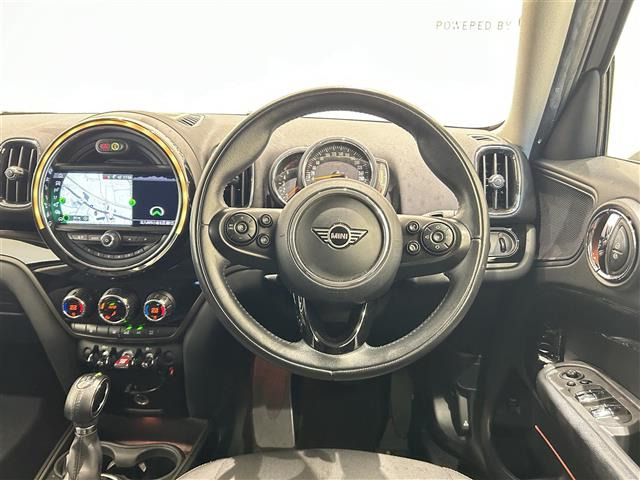 ミニクロスオーバークーパー D