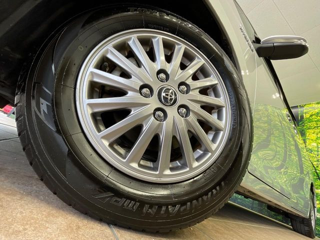 �y����15�C���`�A���~�z�C�[���z�O�ςɃ}�b�`���������A���~�z�C�[���𑕒����Ă���܂��B�e��ЊO�A���~�z�C�[����A�X�^�b�h���X�^�C�����戵�����Ă���܂��B���񂲑��k����������