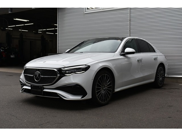 EクラスE300 エクスクルーシブ AMGラインパッケージ (ISG)
