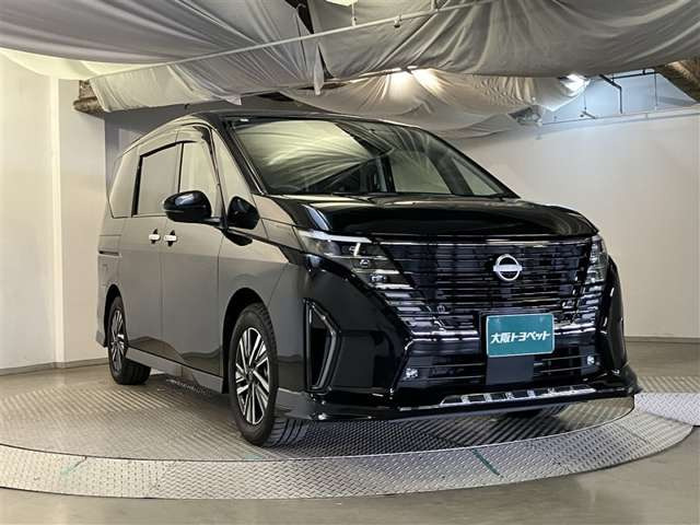 セレナ1.4 e-POWER ハイウェイスターV