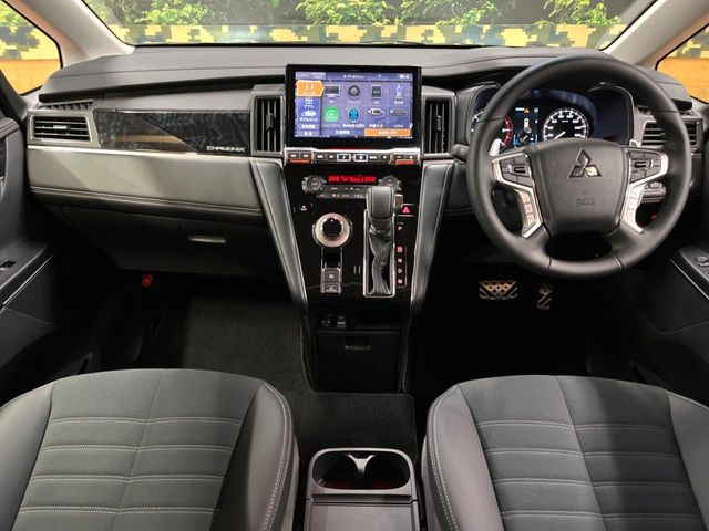 デリカD:52.2 シャモニー 電動サイドステップ 4WD