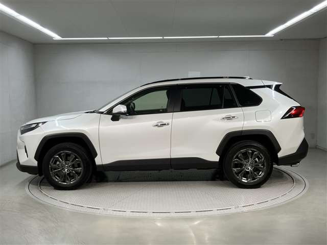 RAV42.5 ハイブリッド G E-Four 4WD