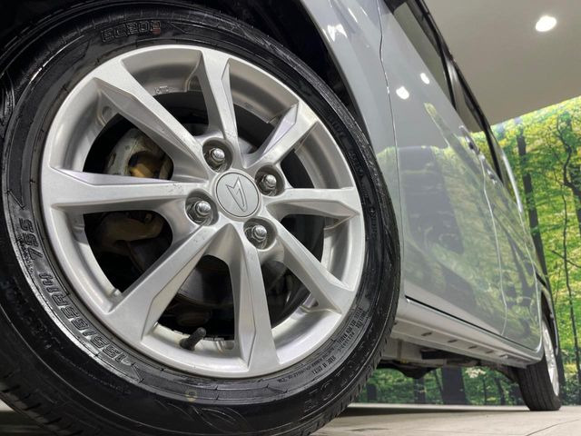 �y����14�C���`�A���~�z�C�[���z�O�ςɃ}�b�`���������A���~�z�C�[���𑕒����Ă���܂��B�e��ЊO�A���~�z�C�[����A�X�^�b�h���X�^�C�����戵�����Ă���܂��B���񂲑��k����������