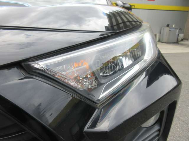 RAV42.0 アドベンチャー 4WD