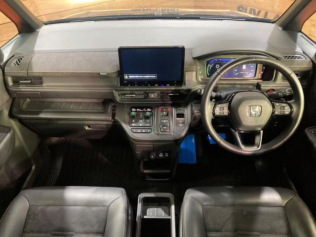 ステップワゴン2.0 e:HEV スパーダ プレミアムライン