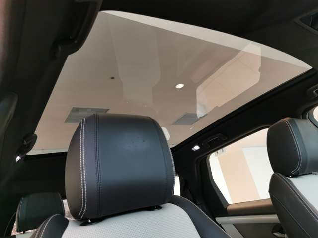 ディスカバリースポーツダイナミック HSE 1.5L P300e 4WD