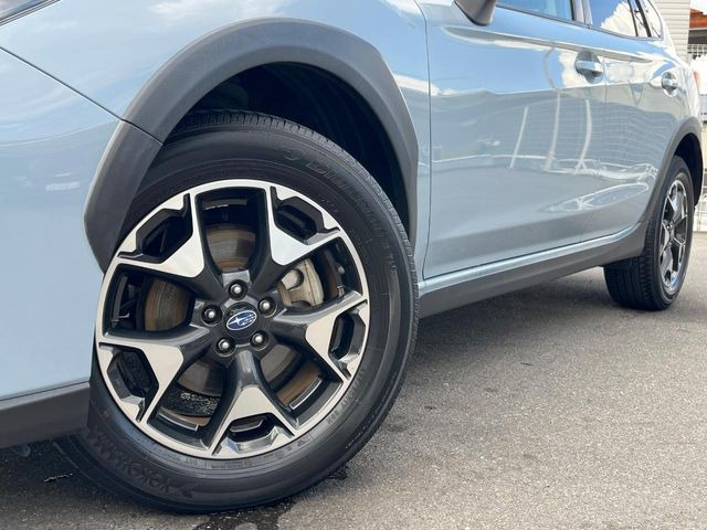 �y����17�C���`�A���~�z�C�[���z�O�ςɃ}�b�`���������A���~�z�C�[���𑕒����Ă���܂��B�e��ЊO�A���~�z�C�[����A�X�^�b�h���X�^�C�����戵�����Ă���܂��B���񂲑��k����������