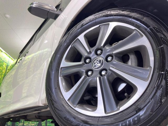 �y����16�C���`�A���~�z�C�[���z�O�ςɃ}�b�`���������A���~�z�C�[���𑕒����Ă���܂��B�e��ЊO�A���~�z�C�[����A�X�^�b�h���X�^�C�����戵�����Ă���܂��B���񂲑��k����������