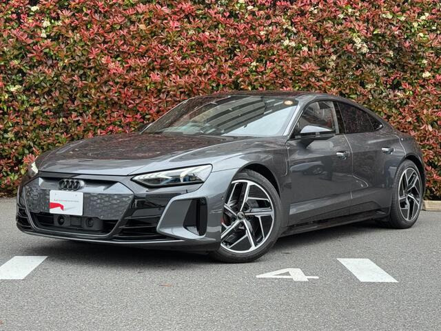 RS e-tron GT