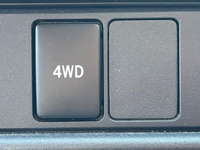 4WD�̂��Ԃł��̂ŁA�ᓹ�ł����S�ł���~��n�n��ɂ��Z�܂��̕��ȊO�ɂ��A�E�B���^�[�X�|�[�c����̕���~��n��֋A�Ȃ����@�������ɂ���������!