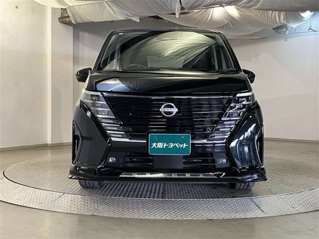 セレナ1.4 e-POWER ハイウェイスターV