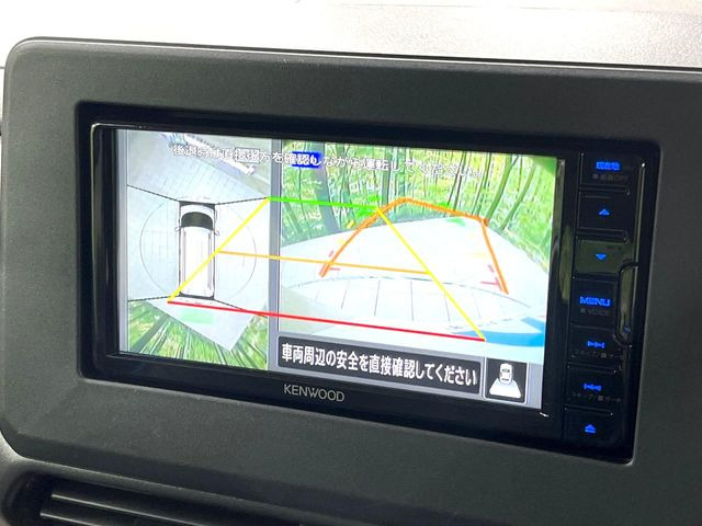 �y�}���`�A���E���h���j�^�[�z��p�̃J�����ɂ��A�ォ�猩���낵���悤�Ȏ��_��360�x�N���}�̎��͂��m�F���邱�Ƃ��ł��܂������p�������m�F���₷���A�����ꏊ�ł̐؂�Ԃ��⒓�Ԃ��X���[�Y�ɍs���܂��B