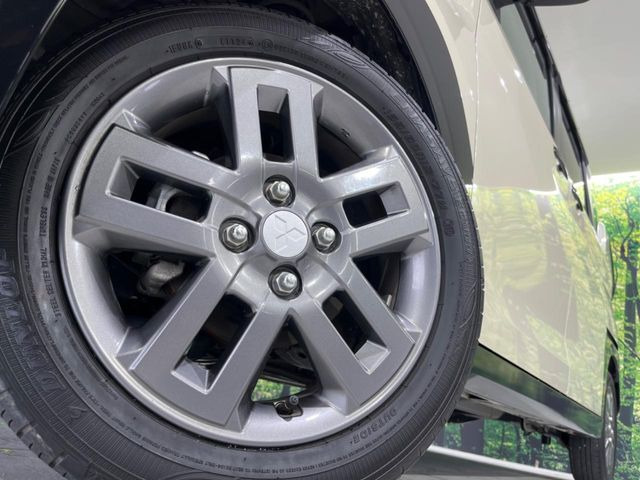 �y����16�C���`�A���~�z�C�[���z�O�ςɃ}�b�`���������A���~�z�C�[���𑕒����Ă���܂��B�e��ЊO�A���~�z�C�[����A�X�^�b�h���X�^�C�����戵�����Ă���܂��B���񂲑��k����������