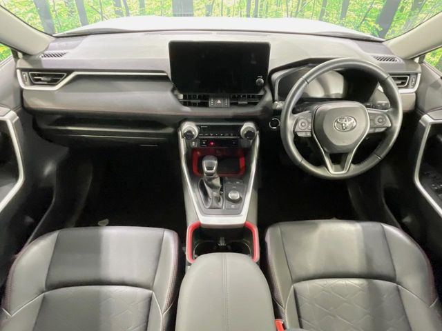 RAV42.5 ハイブリッド アドベンチャー オフロードパッケージ II E-Four 4WD