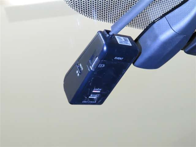 プリウス1.8 G ツーリングセレクション レザーパッケージ