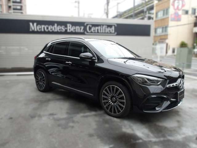 GLAクラスGLA200d 4マチック AMGラインパッケージ 4WD