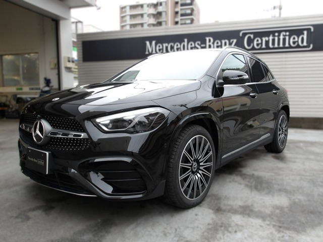 GLAクラスGLA200d 4マチック AMGラインパッケージ 4WD