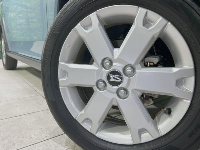 �y����15�C���`�A���~�z�C�[���z�O�ςɃ}�b�`���������A���~�z�C�[���𑕒����Ă���܂��B�e��ЊO�A���~�z�C�[����A�X�^�b�h���X�^�C�����戵�����Ă���܂��B���񂲑��k����������