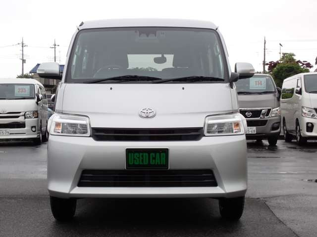 .埼玉県内で3店舗展開 本店 ミニバン〜MT車 セダン等 在庫50台 川越店 4WD・SUV専門店 在庫50台 グループ在庫150台以上