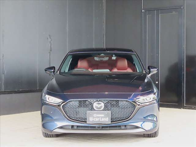 MAZDA3ファストバック1.8 XD バーガンディ セレクション