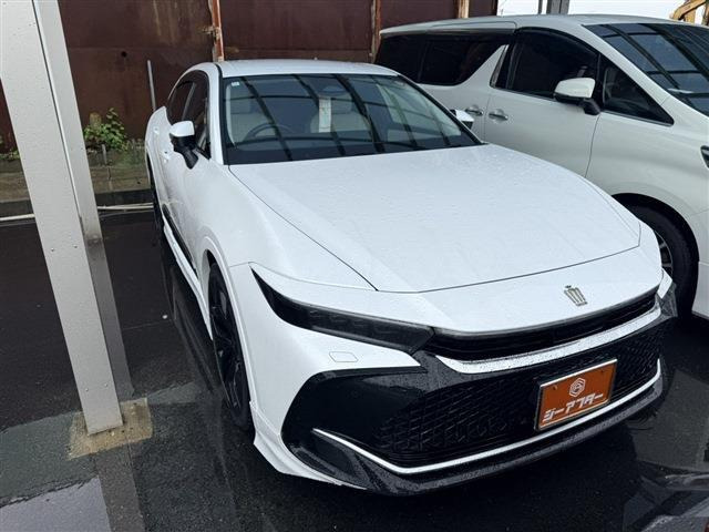クラウンクロスオーバー2.5 G アドバンスト レザー パッケージ E-Four 4WD