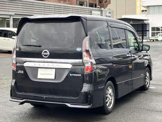 セレナ1.2 e-POWER ハイウェイスターV