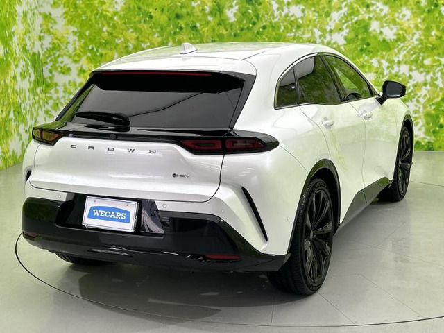 クラウンスポーツ2.5 Z E-Four 4WD