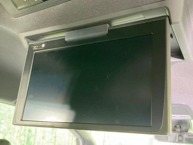ヴォクシー1.8 ハイブリッド ZS 煌III